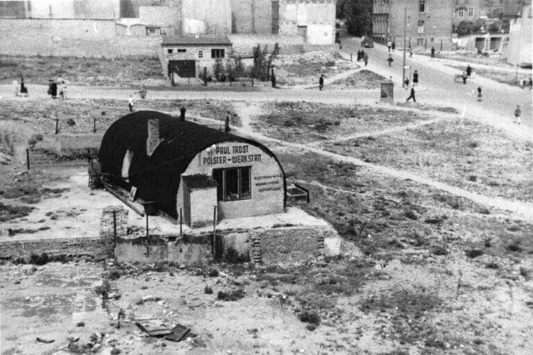 Aumühle: Nationalsozialismus, Kriegsende, Neuorientierung: Erinnerung und Verantwortung der Deutschen 