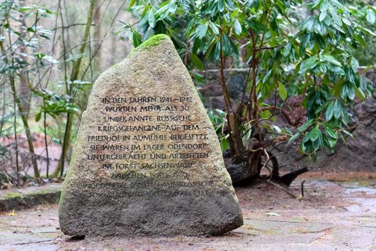 Aumühle: Rundgang auf dem Waldfriedhof Aumühle-Wohltorf