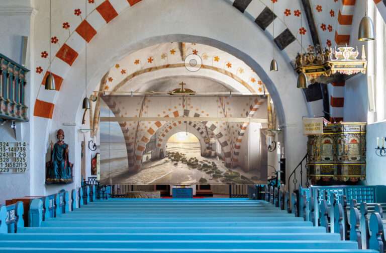 Wyk auf Föhr: Altarverhüllung St. Nicolai Kirche